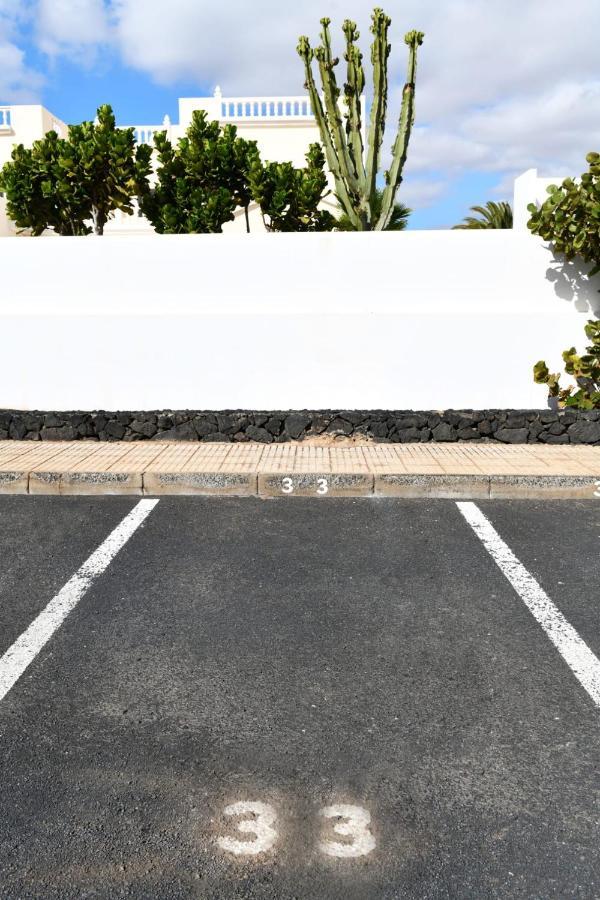 Casa Dragos Lägenhet Costa Teguise Exteriör bild